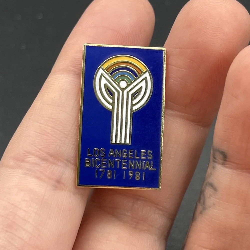 Los Angeles LA California Bicentennial Lapel Hat‎ Pin